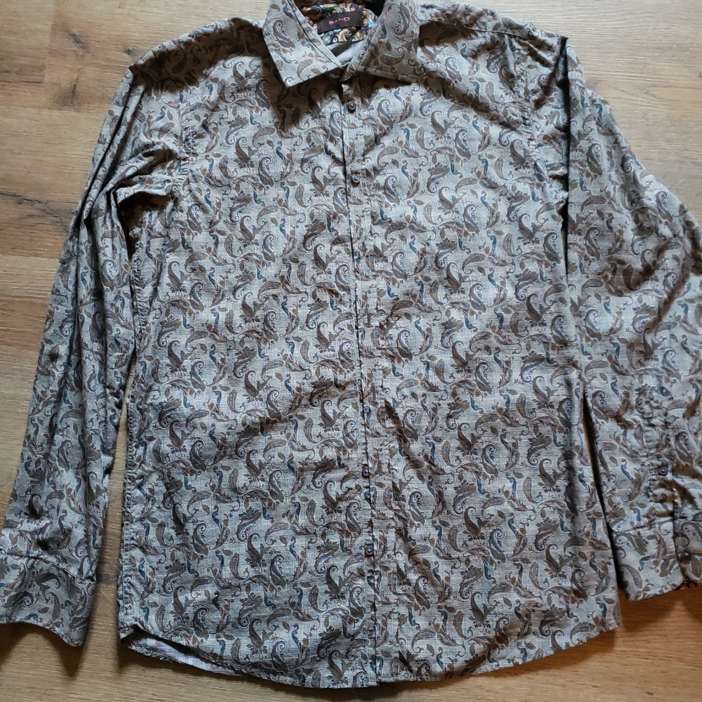 Sand size 41 Med Paisley print shirt